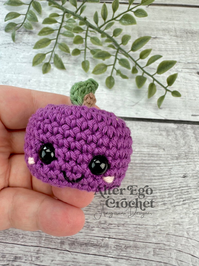 Patrón amigurumi crochet ciruela, comida, frutas, verduras, verduras, frutas imagen 5