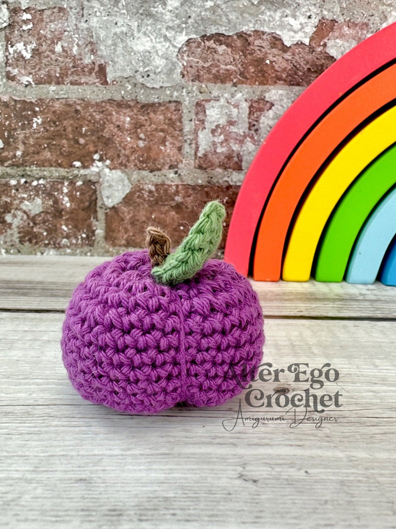 Patrón amigurumi crochet ciruela, comida, frutas, verduras, verduras, frutas imagen 4