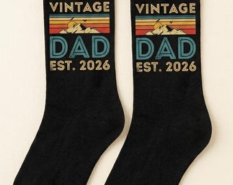 Vintage Dad Est 2026 Socks, Retro First Father's Day Gift, New Dad Apparel
