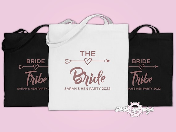 Donna Indigena Della Tribù Arawete Dell'Amazzonia Brasiliana Fotografia - Foto 2