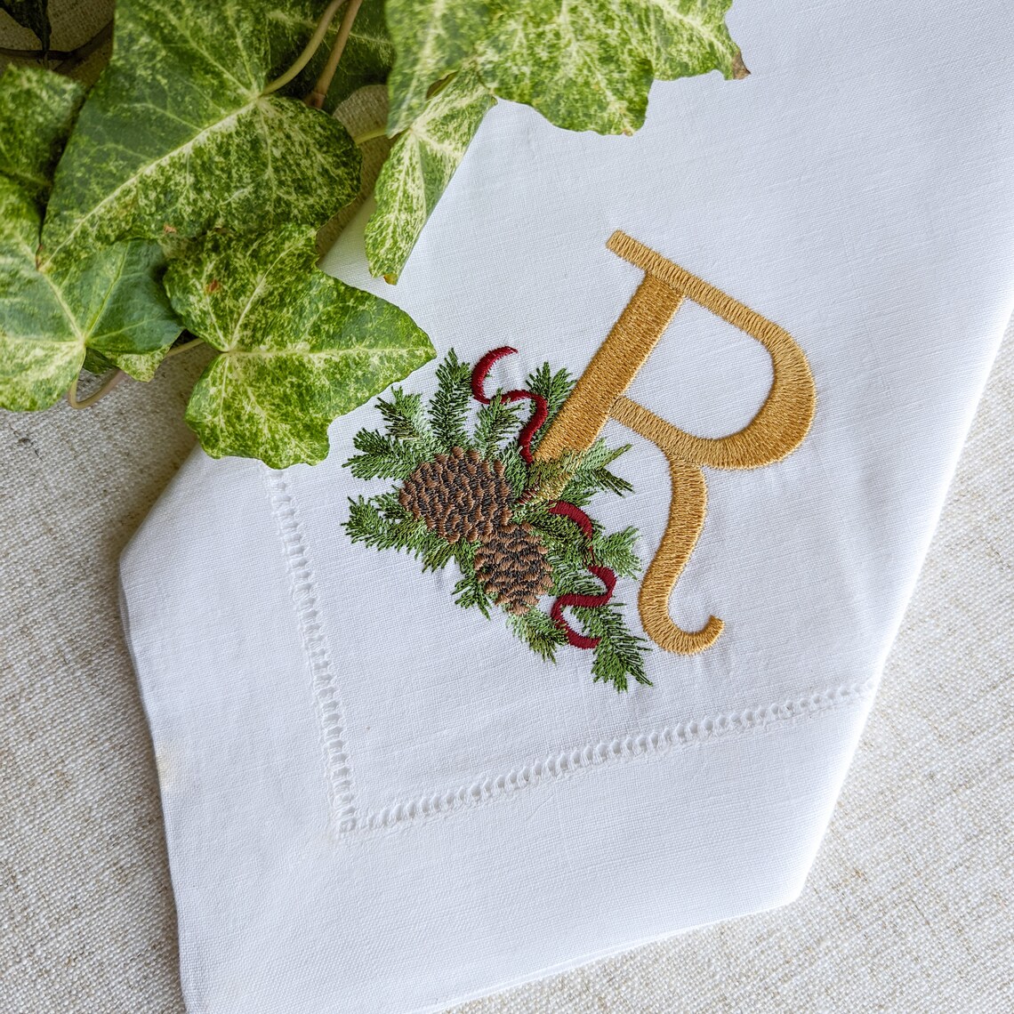 Christmas Napkins Christmas Dinner Napkins Christmas Linens Etsy