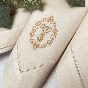 Custom Embroidered Linen Napkins Monogrammed Wedding Napkins Personalized for Weddings Dinner Parties Hostess Gift Home Decor Table Linens