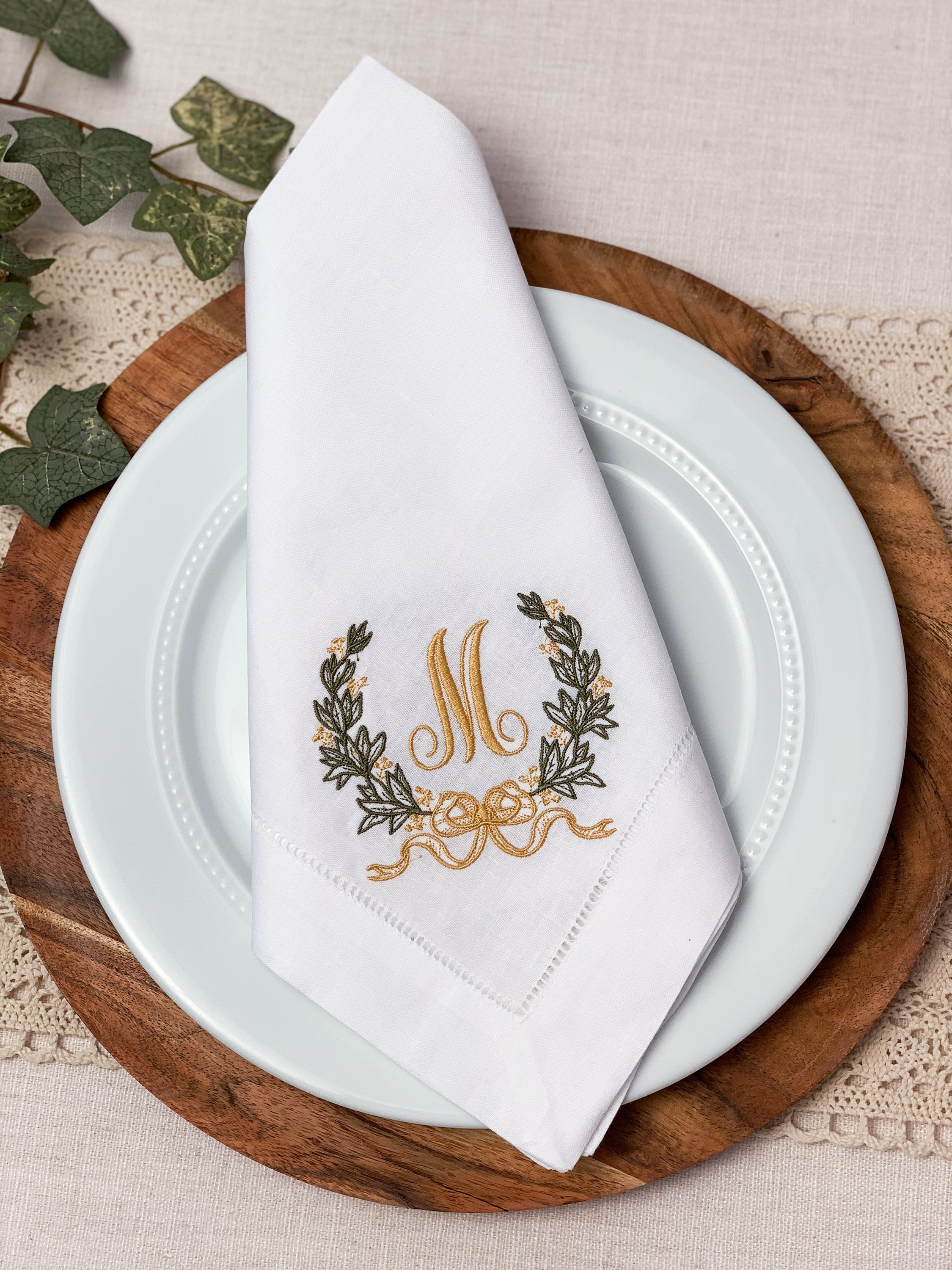 Linen Embroidered Napkin Embroidered Dinner Napkin Monogram Etsy