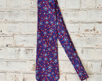 Red and Blue Winding Floral Necktie Mens Tie