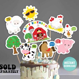 Peut inclure: Un ensemble de d&eacute;corations de g&acirc;teau sur le th&egrave;me des animaux de la ferme pour une f&ecirc;te d'anniversaire. Les d&eacute;corations comprennent une vache, un cochon, un cheval, une poule, un mouton et une grange rouge avec les mots "Joyeux anniversaire".