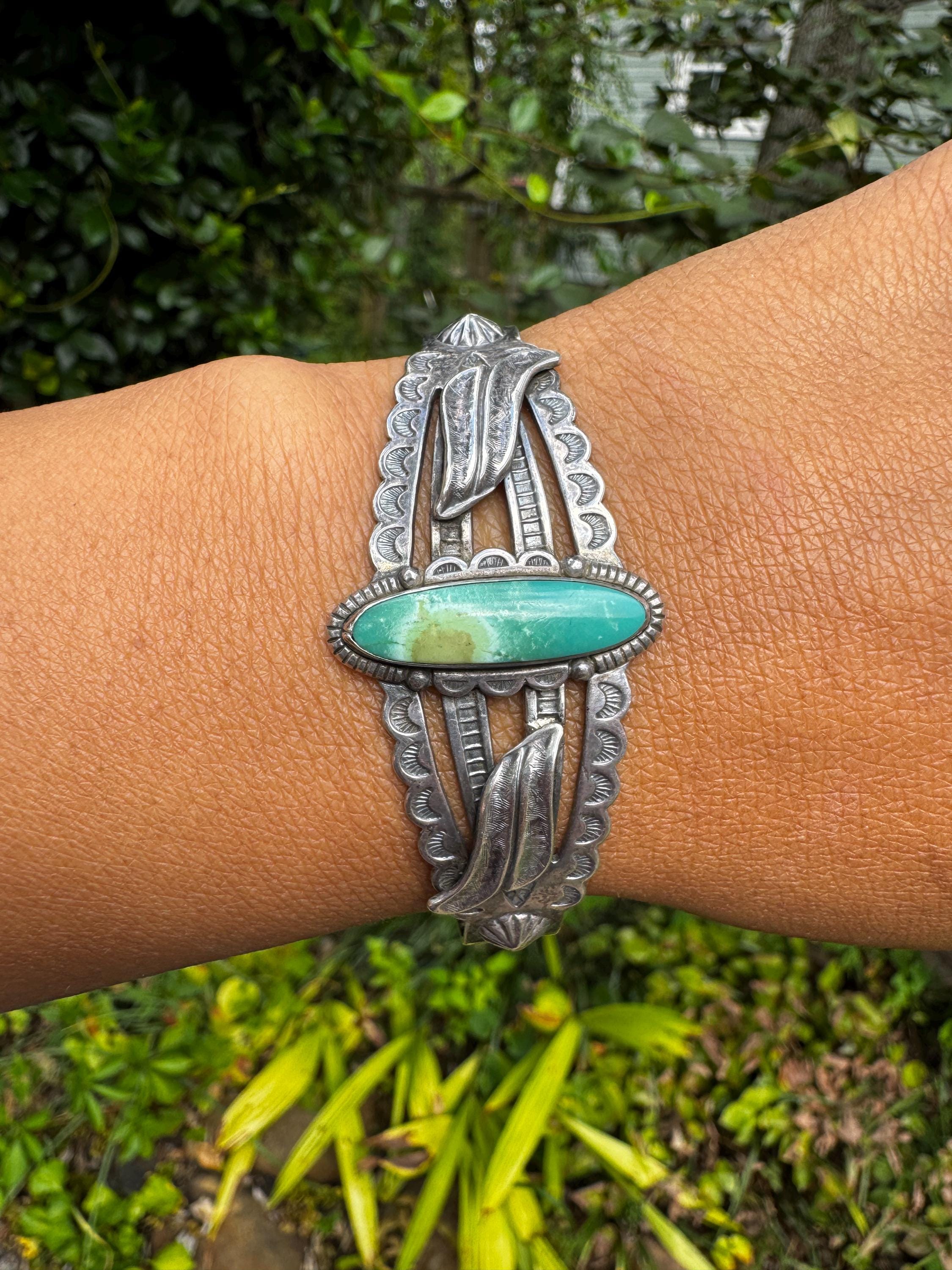 Bell trading post - Etsy 日本