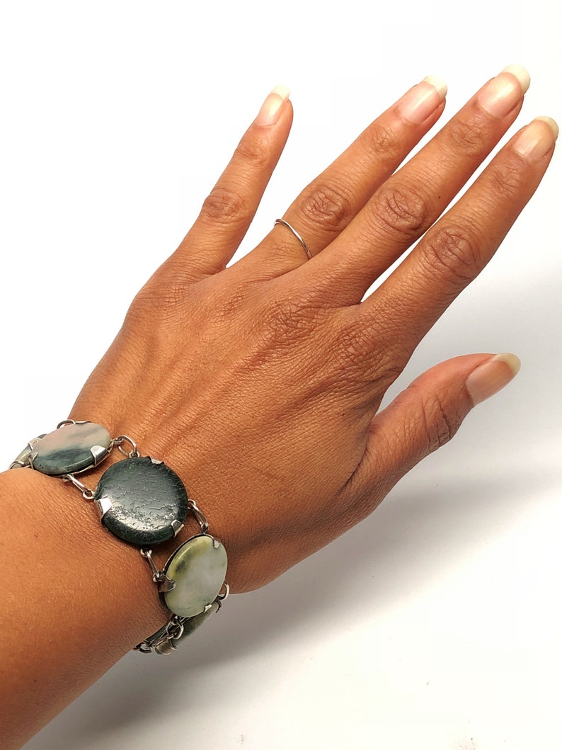 Silver bracelet with green stone Clearance