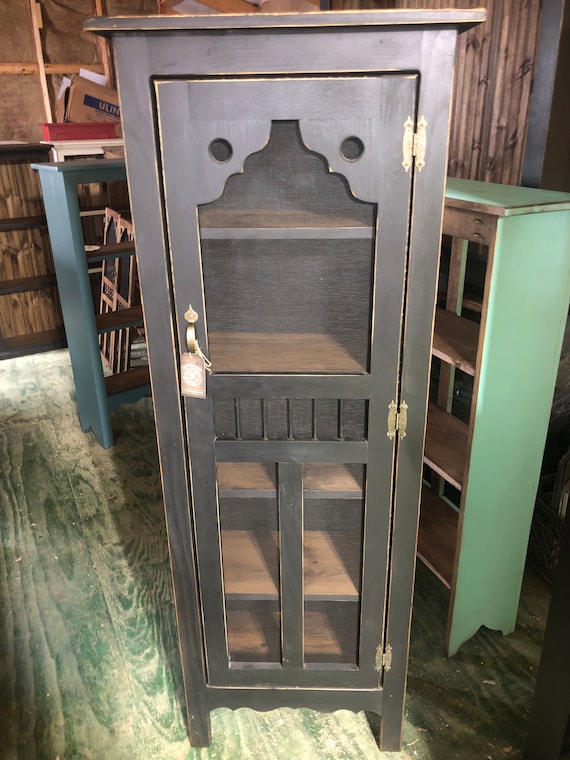 Old online pie cabinet