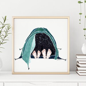Stjärnklara tält original gouachemålning, prickstjärnor, rymdkonst, parcamping, present till kärlek, naturälskares konst, barfotakonst, unik konst