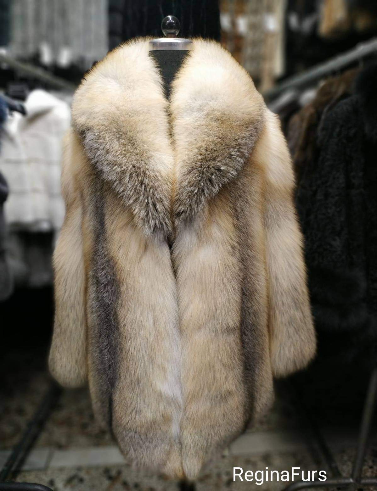 Beige Fur Coat Bag Made Natural Lynx Fur Hands Mannequin Stock