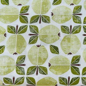 Under the Apple Tree Apple-Green Fabric-Loes Van Oosten