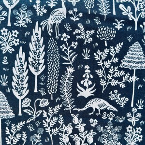 Camont Menagerie Silhouette Tela Negra Rifle Paper Co Acolchado Algodón + Acero - RP708-BK1