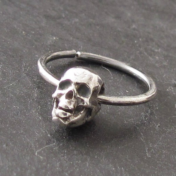 SKULL SEPTUM NOSE