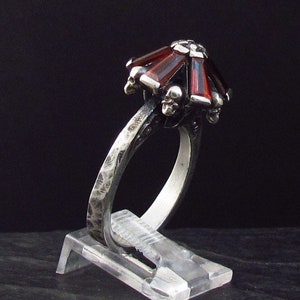 SKULL RING DIAMOND