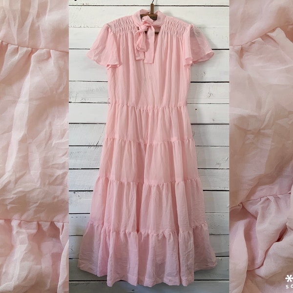 Vintage 90s puffy pink princess dress - Medium