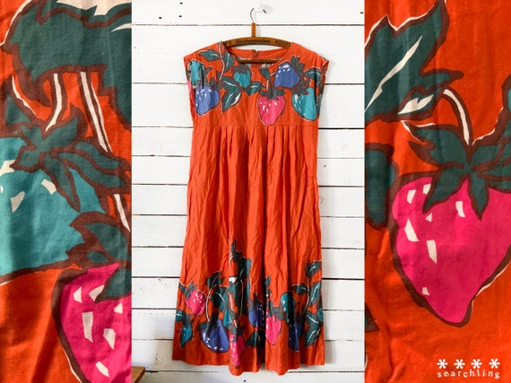 Cute vintage Orange strawberry print dress - Mediu