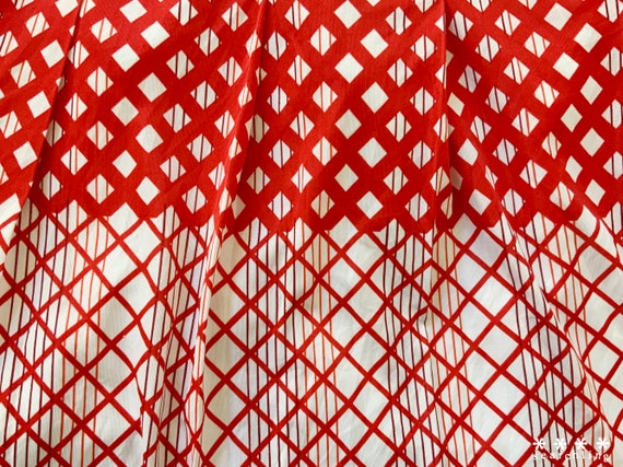 Cute Vintage 70s red and white geometric print dr… - image 7