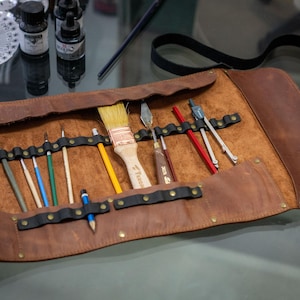 Leather Artist Tool Roll | Handmade Pencil & Brush Case | Travel Art Organizer | Custom Gift for Painters and Creatives