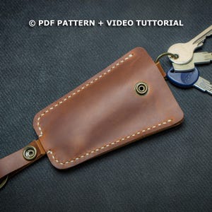 Leather Keychain Pattern – DIY PDF Template with Video Tutorial for Leatherworking
