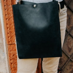 Women Leather Bag, Black Leather Tote Bag, Crossbody Leather Bag, Designer Leather Bag, Handmade Leather Bag, Shoulder Leather bag image 9