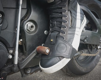 Protector de cuero para la palanca de cambios de motocicleta, protector de zapatilla para cambio de marchas, regalo artesanal para motociclistas, funda para bota + llavero personalizado de regalo