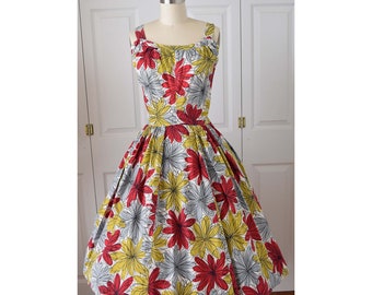50s 60s Floral Full Skirt Dress-1950s 1960s Cotton Swing Dress-Summer-Pinup-Fit & Flare