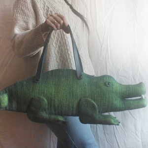 Felted bag Crocodile