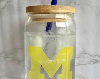 Bicchiere termico che cambia colore dell'Università del Michigan – Wolverines Go Blue Drinkware