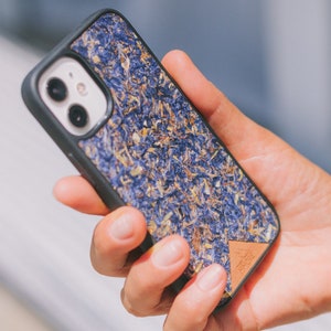 Coque de portable bleuets véritables / Fleur pressée biologique, écologique, durable / iPhone, Samsung, Google Pixel / Livraison GRATUITE