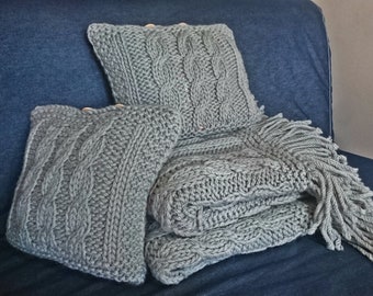 Chunky cable knit pillow - braided cable knit pillow - cable knit wool pillow - gray cable knit pillow - cable knit throw pillow