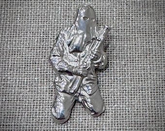 Clandestine Pendant