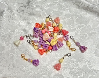 Hawaiian Flower Zipper Charm (crown flower, pikake, roses) | Zipper/Bag Clip | Silver Findings