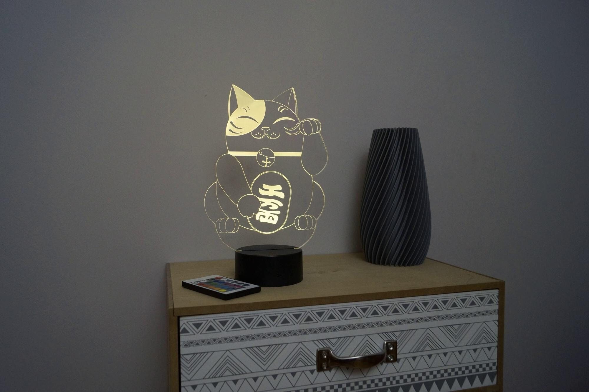 Lampe de chevet personnalisable veilleuse illusion 3D Maneki-neko personnalisable  16 couleurs & télécommande -  France