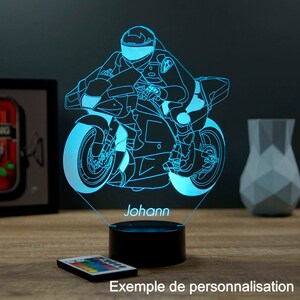 Lampe de chevet personnalisable veilleuse illusion 3D Moto GP 16 couleurs & télécommande image 2