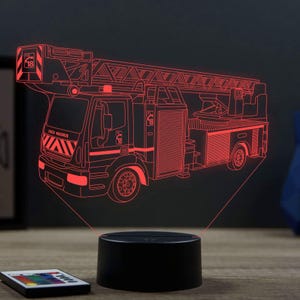 Lampe Veilleuse Camion de pompier à grande échelle Personalizzabile – 16 Colori con Télécommande Cadeau Enfant Adulte Fabriquée en France