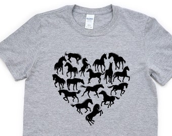 Pferdeliebhaber T-Shirt: Herz der Pferde Grafik-T-Shirt