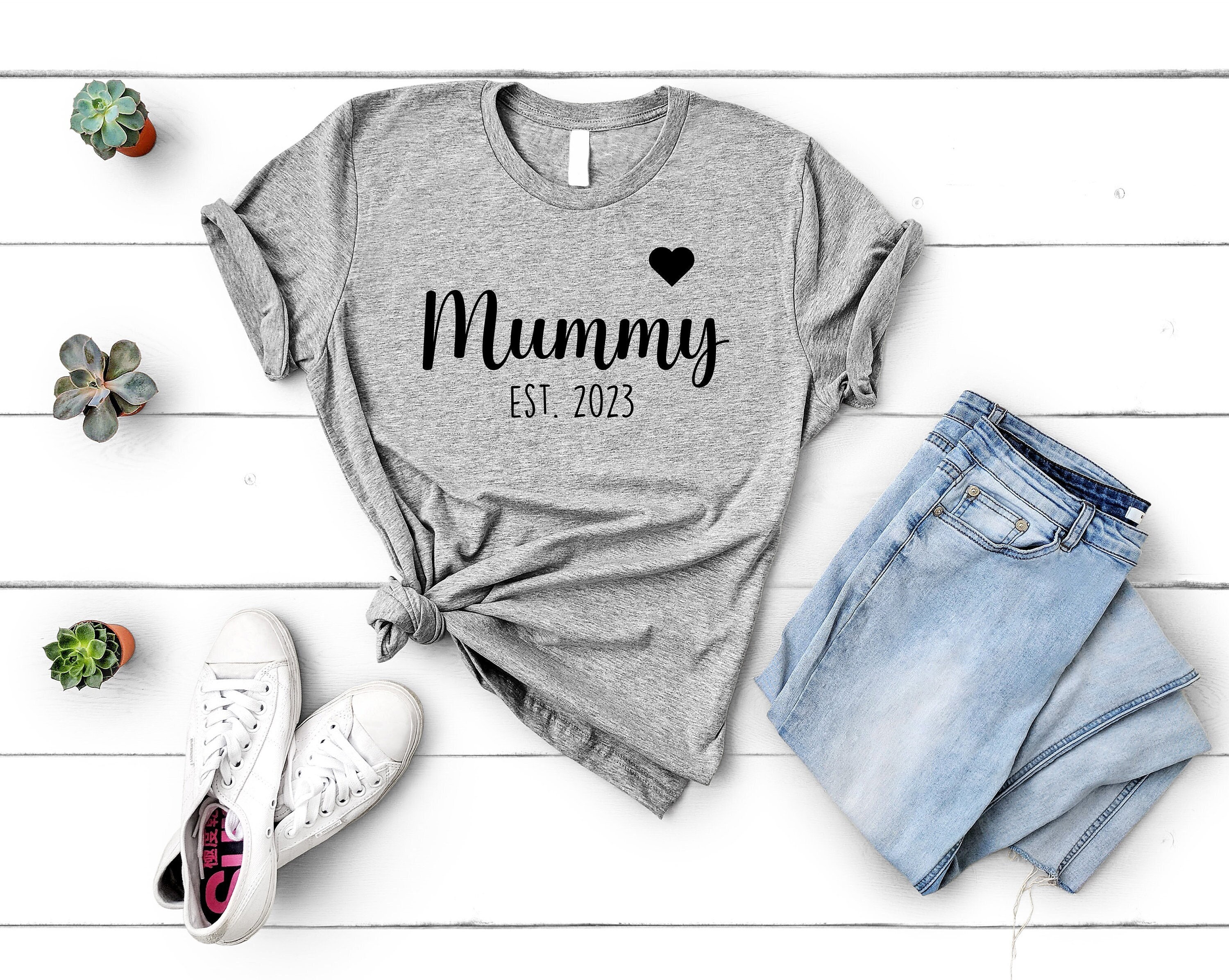 Mummy Shirt New Mum Gift T-Shirt To Be Personalised - 4537