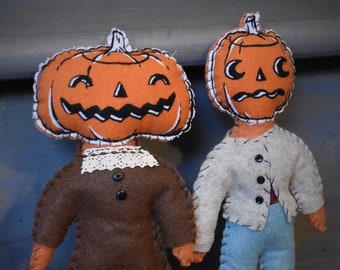 Pumpkin People Couple-Halloween dolls-Set of 2 dolls-Halloween decor-Jack o Lantern-Fall decor-Handmade dolls