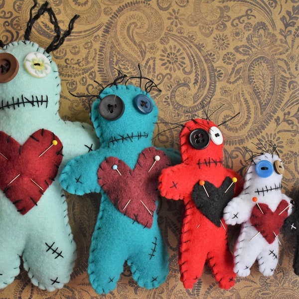 Voodoo dolls-Select a size-Voo doo dolls-Halloween wedding-Halloween decor-Voodoo doll gifts-Choose color and size-Sizes 2in. to 6in.