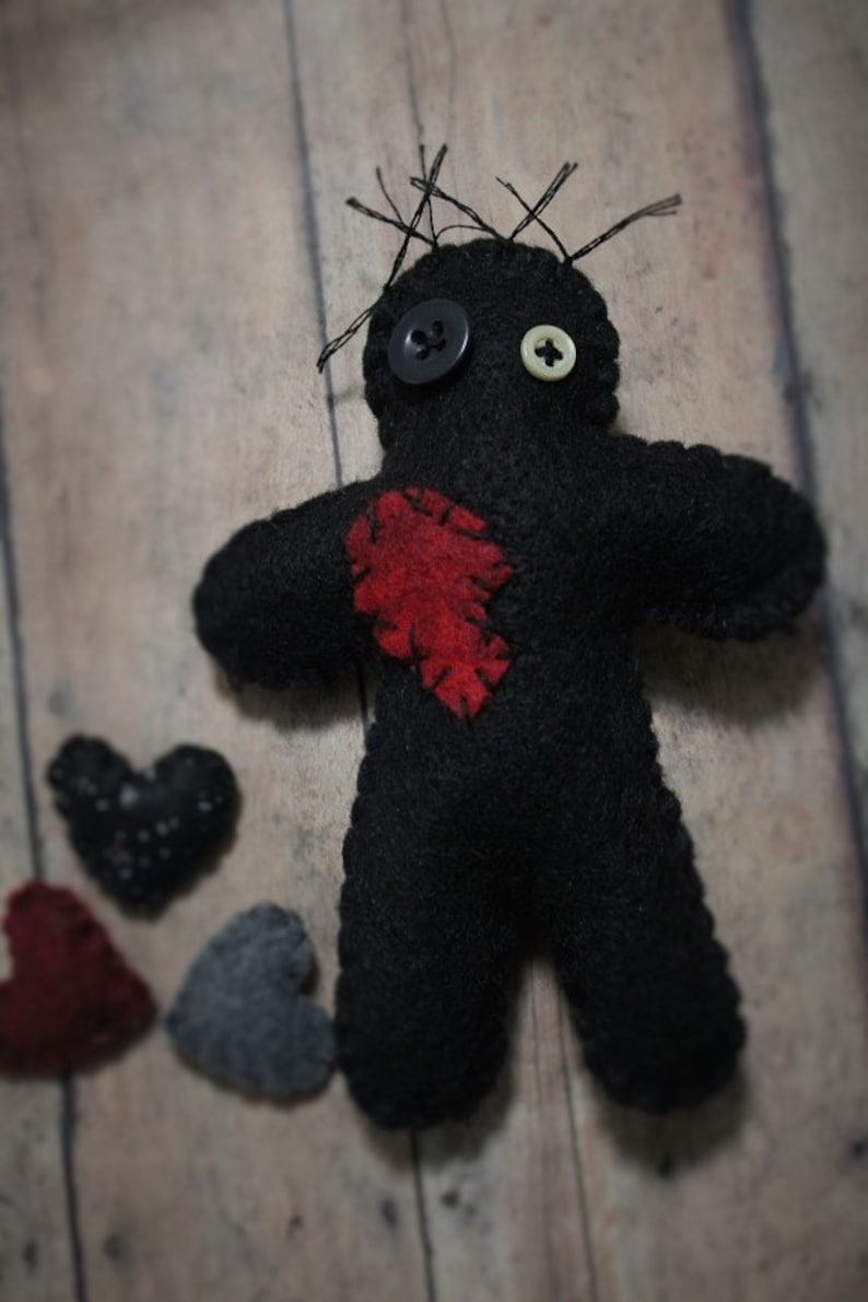Black VooDoo style dolls-Dark Valentine dolls-Broken heart-BFF dolls-Primitive felt dark dolls-Set of 2 Dark Love dolls-Break-up dolls image 4