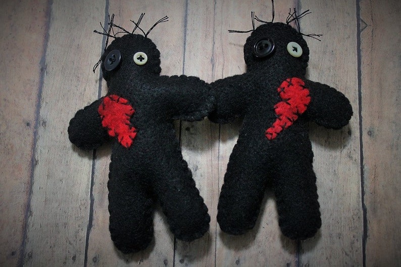 Black VooDoo style dolls-Dark Valentine dolls-Broken heart-BFF dolls-Primitive felt dark dolls-Set of 2 Dark Love dolls-Break-up dolls image 2