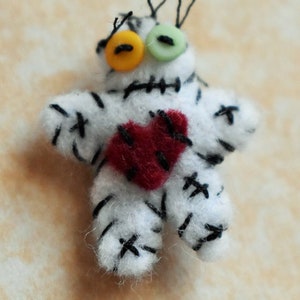 Voodoo doll-Voo doo doll 1 in. mini tiny voodoo doll-Very very small-pocket doll-party favors-heart doll-Mini Halloween ornament-dollhouse image 2