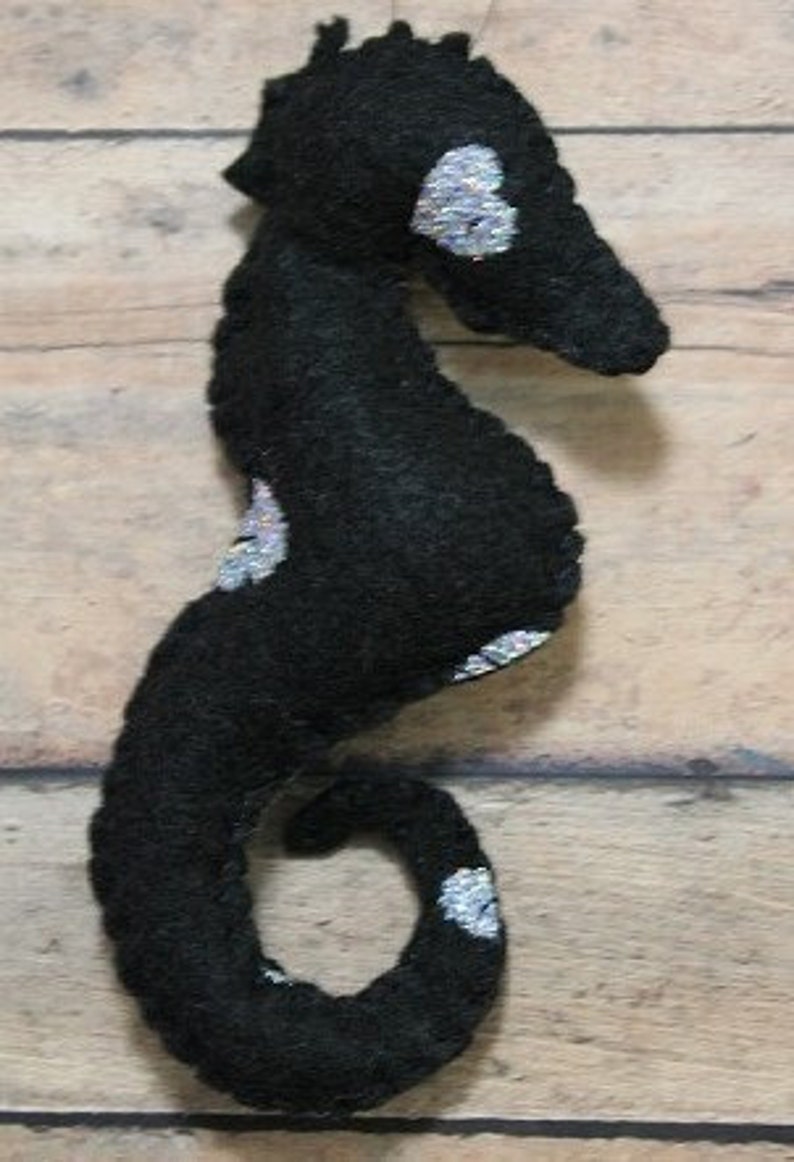 Seahorse ornament-Dark seahorse-Felt Heart Seahorse-Handmade felt ornament-Ocean life-Dark Valentine gift-Beach theme-Nautical ornament image 4