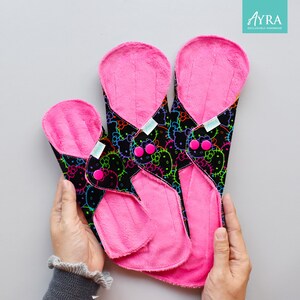 NEON CATZ Cloth Pad : Soft Minky, Bamboo, Zorb Absorbent Layer