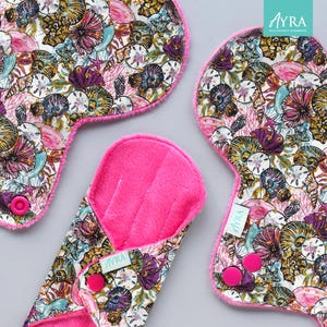 SEASHELLS Cloth Pad : Soft Minky, Bamboo, Zorb Absorbent Layer