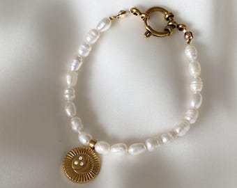 Bracciale di perle con ciondolo Bracciale di perle d'acqua dolce placcato oro 18 carati Bracciale sole in oro Bracciale luna Bracciale gioielli da sposa Bracciale sposa