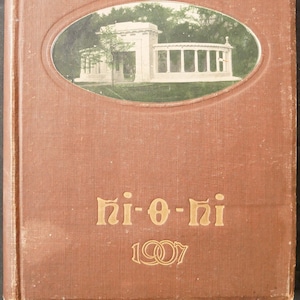 Hi-O-Hi (1907) Oberlin College Yearbook for the class of 1906-1907 - Original and in VG condition.