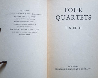 Four Quartets (1944) van TS Eliot - een vroege 'oorlogsboek'-druk van Eliots gedichten uit de Tweede Wereldoorlog. Hardcover zonder omslag.