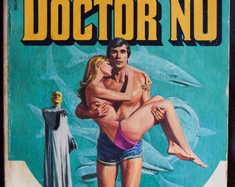Doctor No (1981) de Ian Fleming: edición en papel de edición limitada para el mercado masivo de la novela de suspense de James Bond. Segunda impresión.