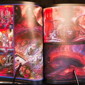 H R Giger (2002) av Stanislav Grof & H R Giger - Taschen SC, rikt illustrerad fantasy- och sci-fi-konstnär bakom Alien-serien. bild 5